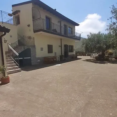 Апартаменты Tenuta Guardavaglia